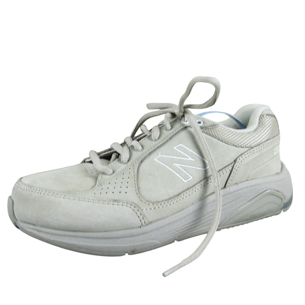 New Balance Women 928 Rollbar Sneaker Beige Leather Sz 6.5 Medium Used 2025